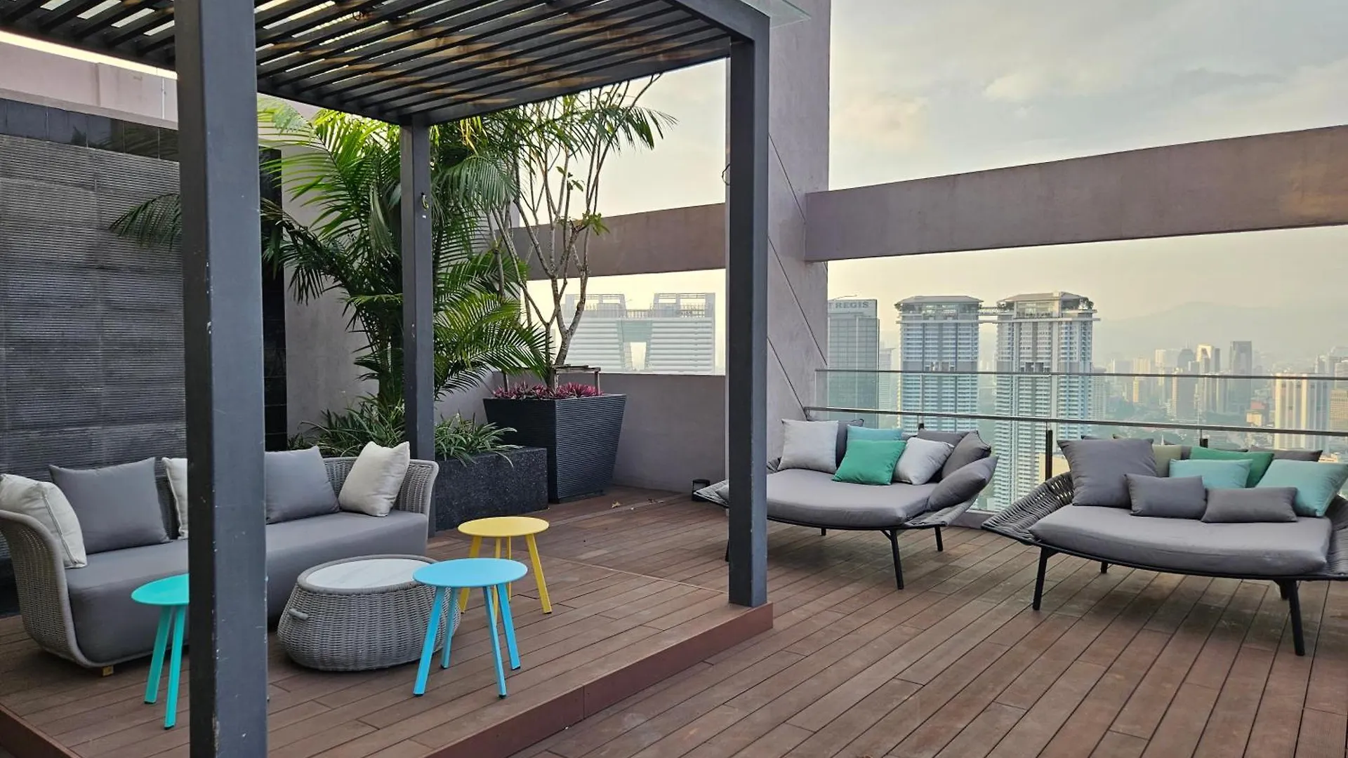 Apartment Serenitystayatriveria Kl Sentral Kuala Lumpur