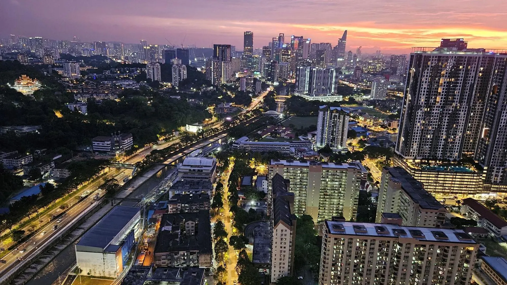 Apartment Serenitystayatriveria Kl Sentral Kuala Lumpur Malaysia